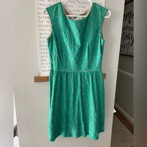 Women’s dress size 10